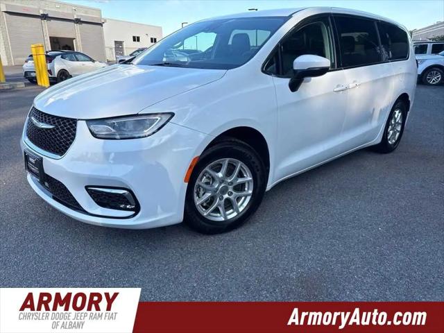2023 Chrysler Pacifica Touring L for sale in Albany, NY