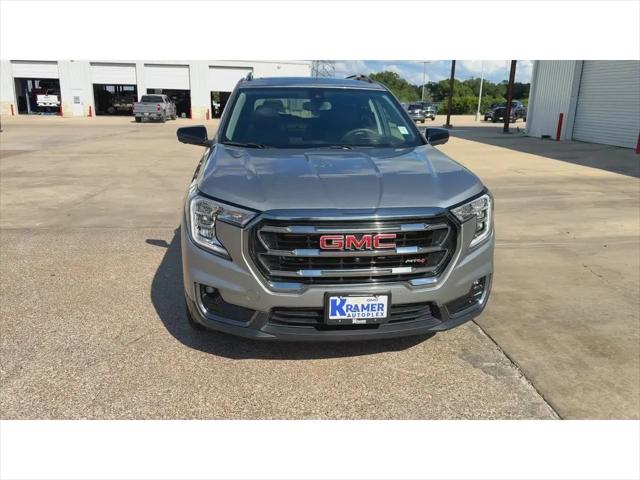 2024 GMC Terrain AWD AT4