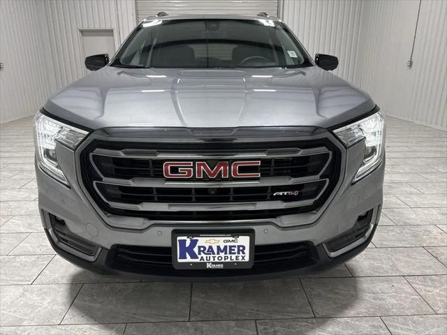 2024 GMC Terrain AWD AT4