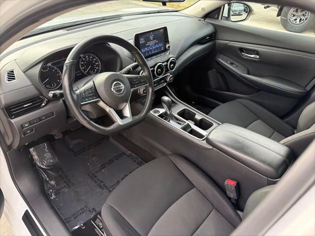 2022 Nissan Sentra SV Xtronic CVT