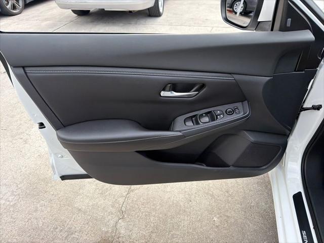 2022 Nissan Sentra SV Xtronic CVT