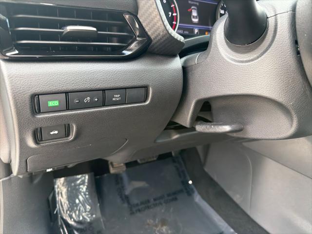 2022 Nissan Sentra SV Xtronic CVT
