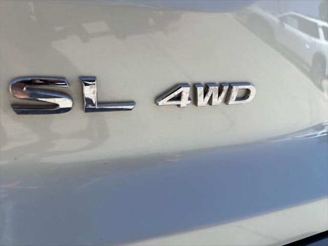 2023 Nissan Pathfinder SL 4WD