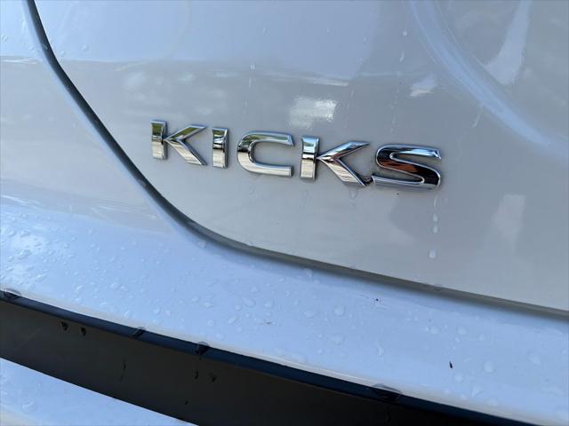 2023 Nissan Kicks SV Xtronic CVT