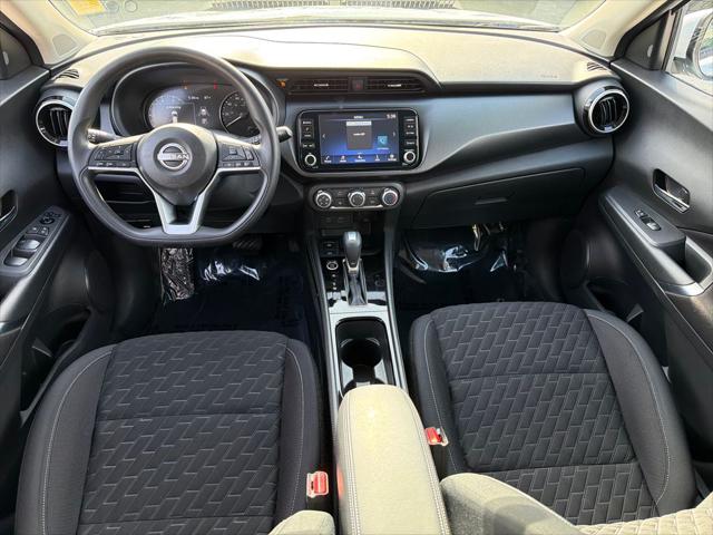 2023 Nissan Kicks SV Xtronic CVT