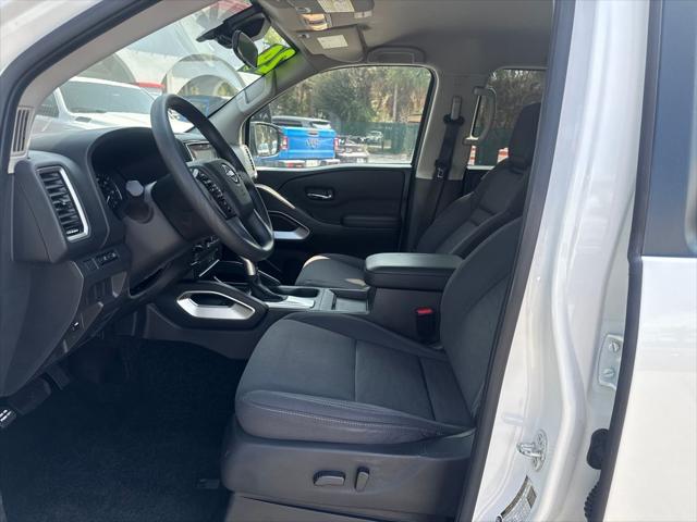2024 Nissan Frontier Crew Cab SV 4x4