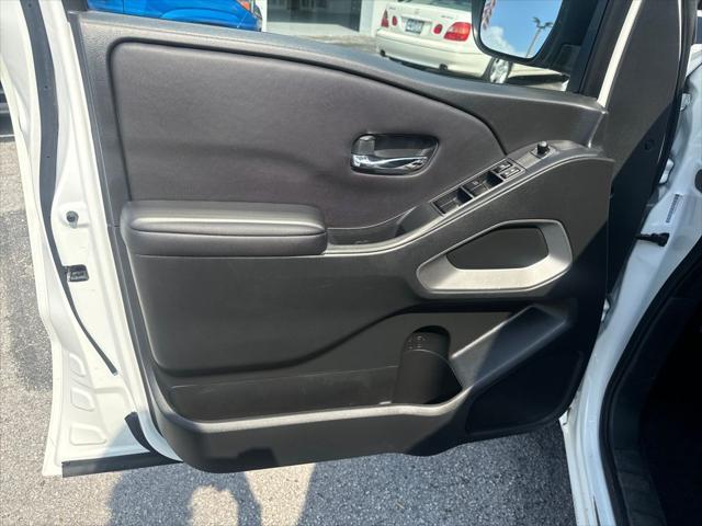 2024 Nissan Frontier Crew Cab SV 4x4