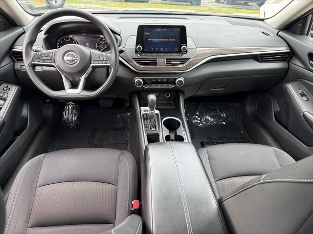 2024 Nissan Altima SV FWD