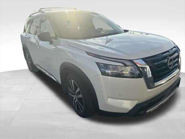 2024 Nissan Pathfinder Platinum 4WD