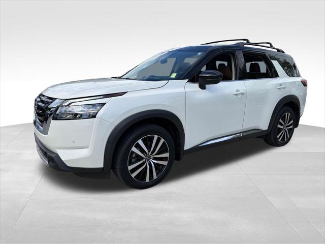 2024 Nissan Pathfinder Platinum 4WD