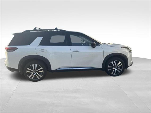2024 Nissan Pathfinder Platinum 4WD