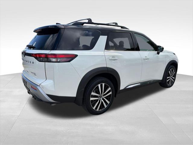 2024 Nissan Pathfinder Platinum 4WD