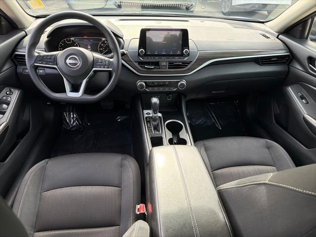 2024 Nissan Altima SV FWD