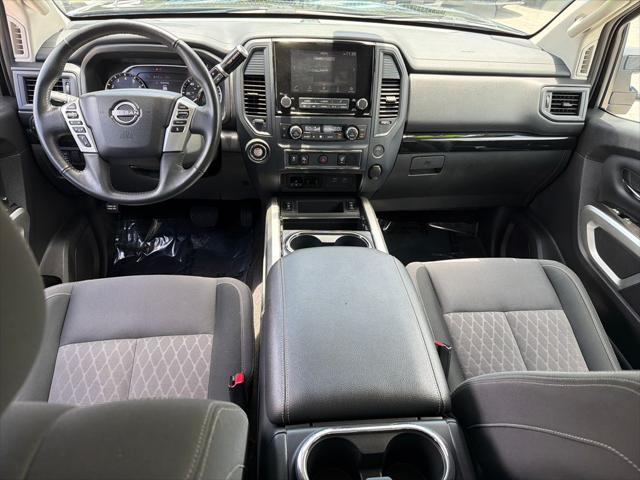 2024 Nissan Titan Crew Cab SV 4x2