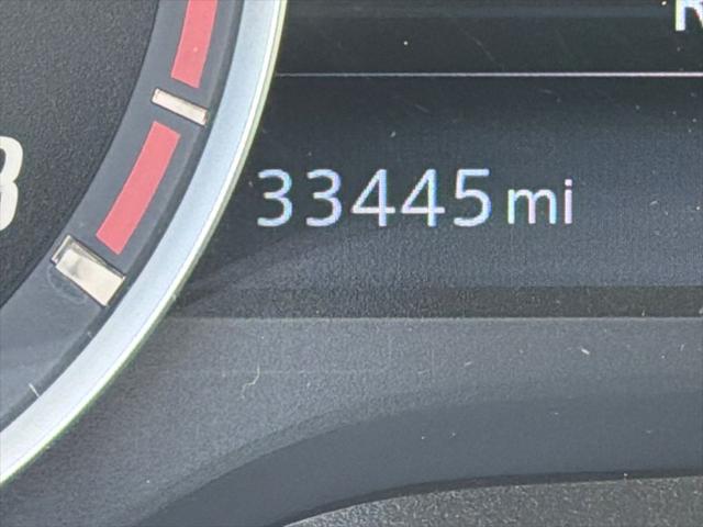 2024 Nissan Titan Crew Cab SV 4x2