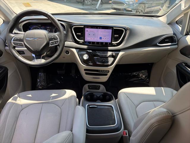 2021 Chrysler Pacifica Touring L