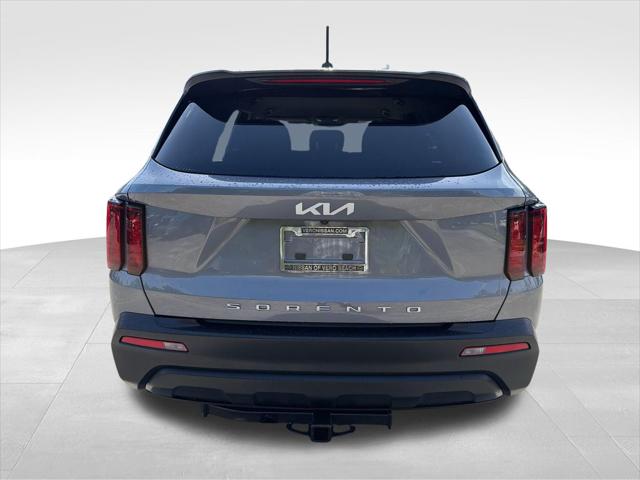 2022 Kia Sorento LX