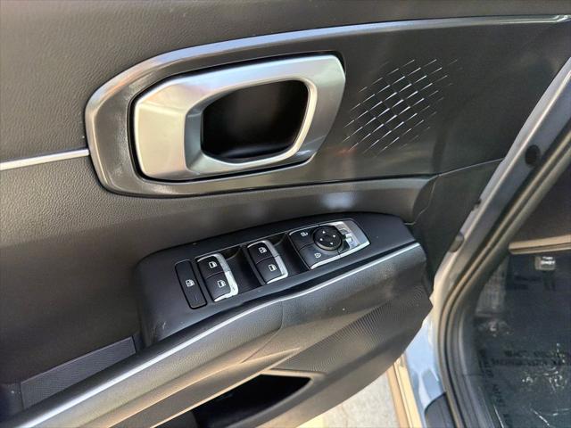 2022 Kia Sorento LX