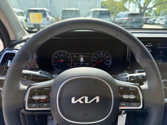 2022 Kia Sorento LX