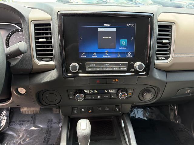 2022 Nissan Frontier Crew Cab SV 4x2