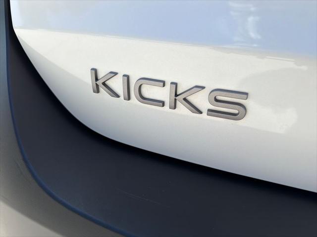 2025 Nissan Kicks SV FWD