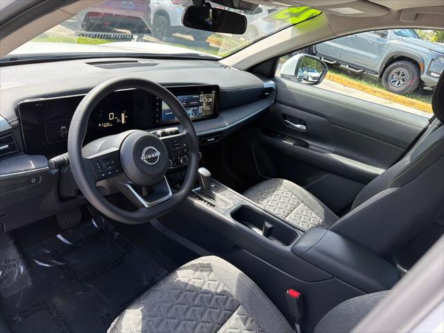 2025 Nissan Kicks SV FWD