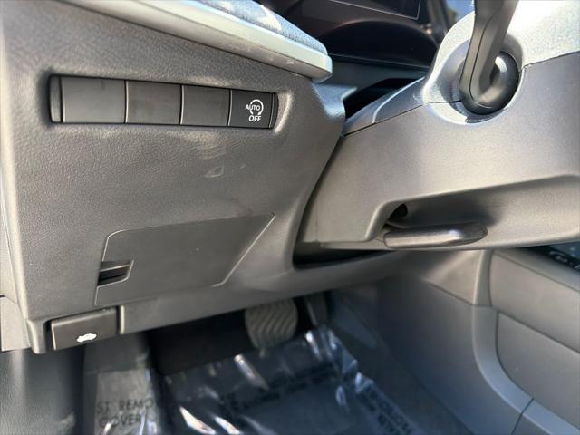 2025 Nissan Kicks SV FWD