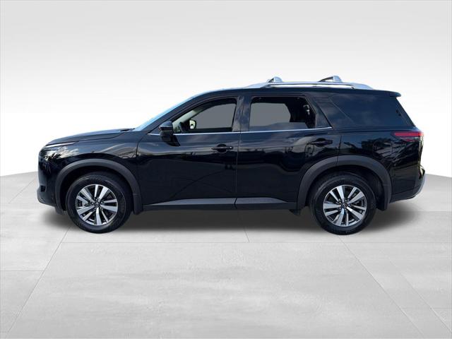 2025 Nissan Pathfinder SL 4WD