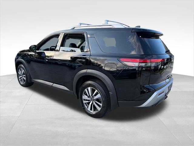 2025 Nissan Pathfinder SL 4WD
