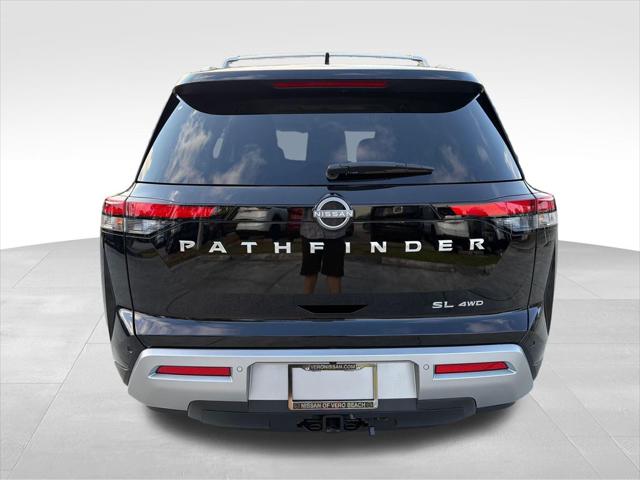 2025 Nissan Pathfinder SL 4WD