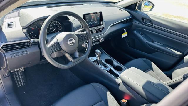 2025 Nissan Altima S FWD