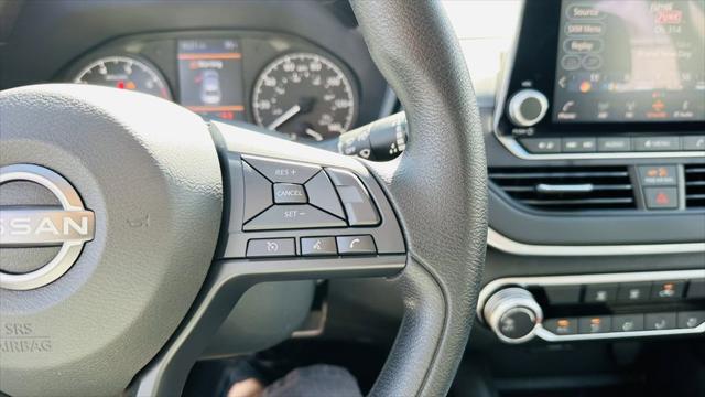 2025 Nissan Altima S FWD