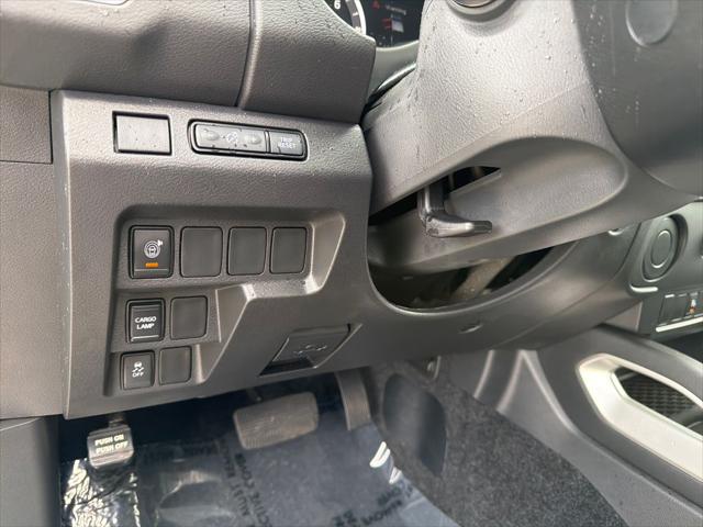 2025 Nissan Frontier King Cab SV 4x2