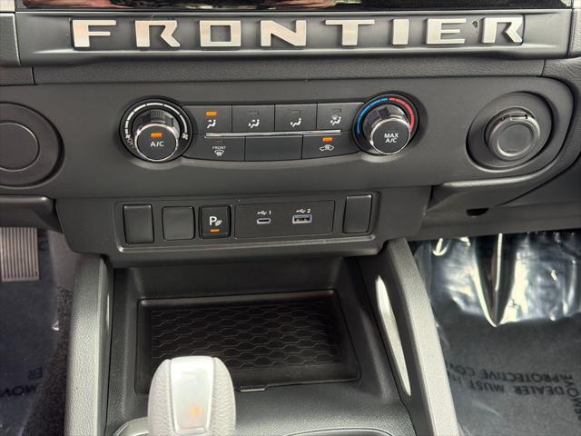 2025 Nissan Frontier King Cab SV 4x2