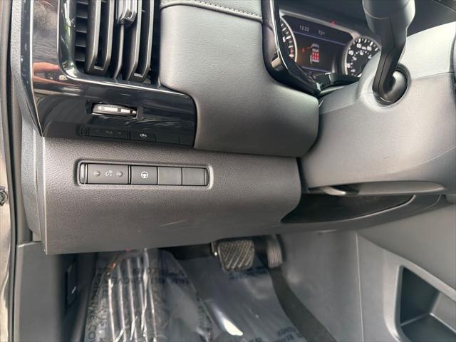 2023 Nissan Pathfinder SV FWD