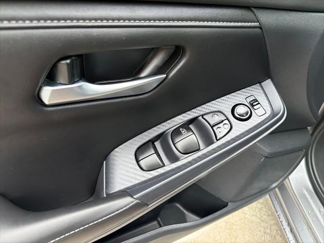 2023 Nissan Sentra SV Xtronic CVT