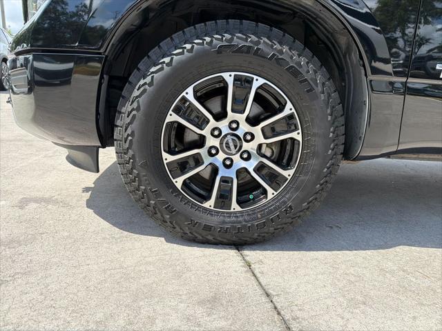 2023 Nissan Titan Crew Cab SV 4x2