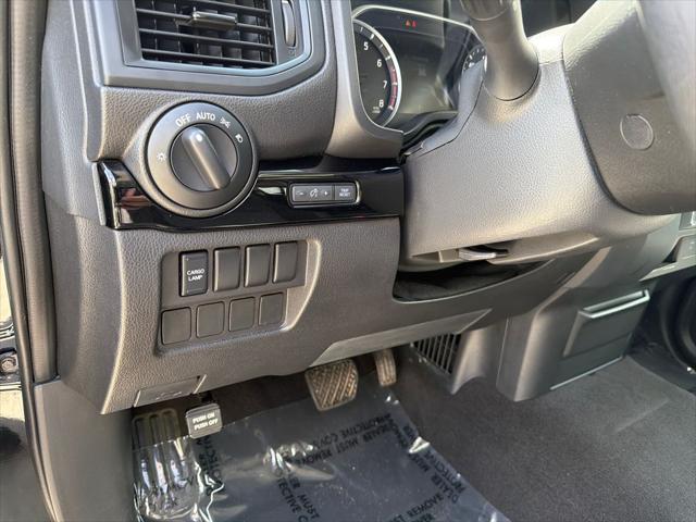 2023 Nissan Titan Crew Cab SV 4x2