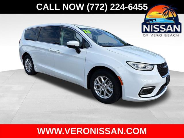 2023 Chrysler Pacifica Touring L for sale in Vero Beach, FL