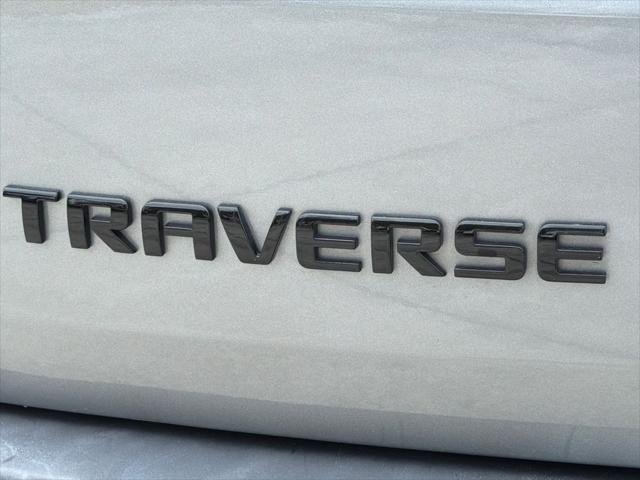 2023 Chevrolet Traverse FWD LT Cloth