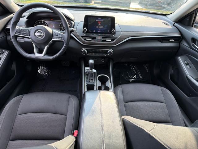 2024 Nissan Altima SV FWD