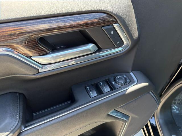 2024 GMC Sierra 1500 4WD Crew Cab Short Box Elevation with 3VL