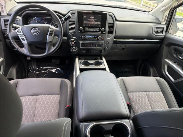 2024 Nissan Titan Crew Cab SV 4x4