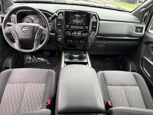 2024 Nissan Titan Crew Cab SV 4x2