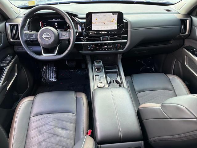 2024 Nissan Pathfinder Platinum 4WD