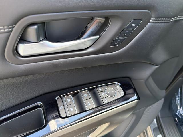 2024 Nissan Pathfinder Platinum 4WD