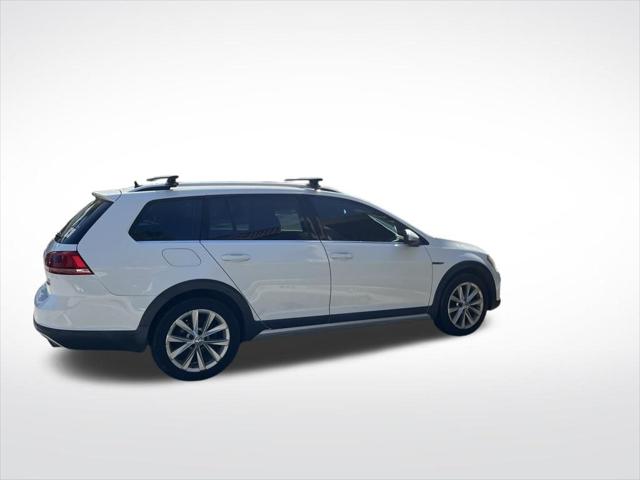 2017 Volkswagen Golf Alltrack TSI S