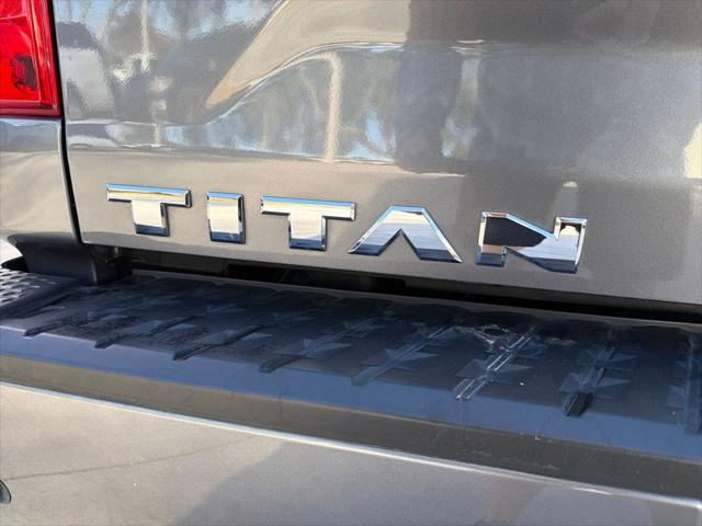 2024 Nissan Titan Crew Cab SV 4x2