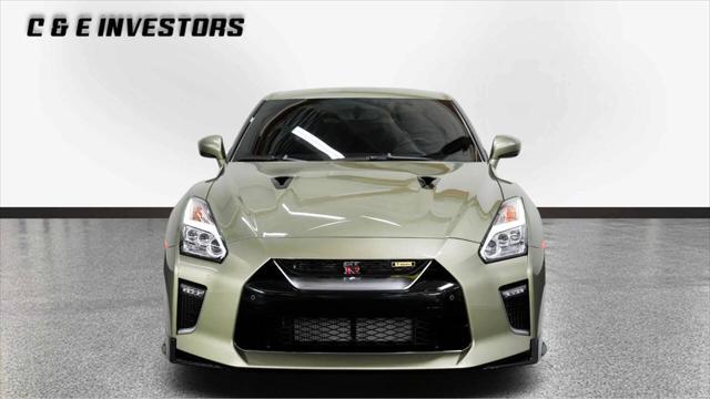 2021 Nissan GT-R T-spec Dual-clutch 6-Speed Transmission