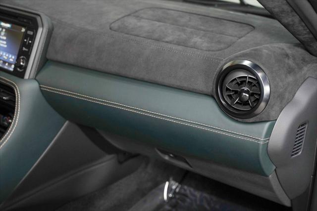 2021 Nissan GT-R T-spec Dual-clutch 6-Speed Transmission